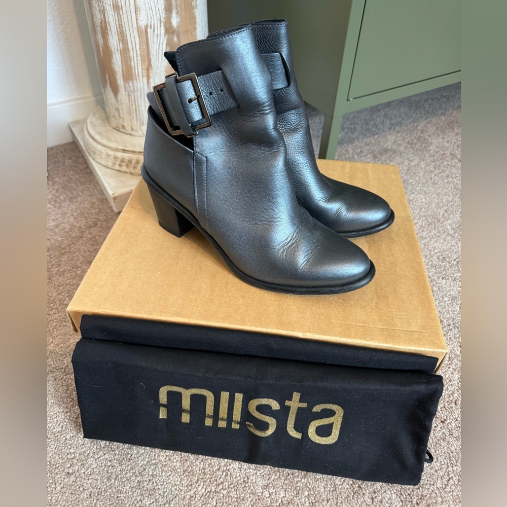 Miista Mimix Pewter Belted Heeled Leather ankle Boots. Size 38. Made in Spain.